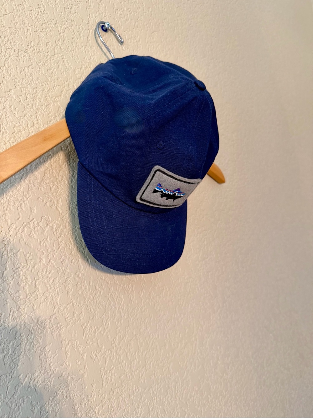 Patagonia Navy Blue Trout Patch Baseball Cap - Picture 2 of 5